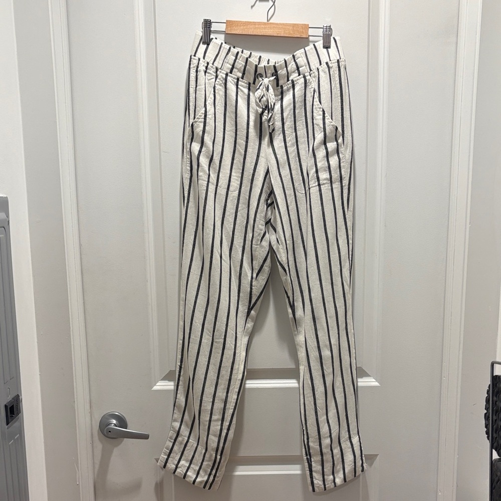 Van Heusen Black and White Striped Straight Leg Pants
